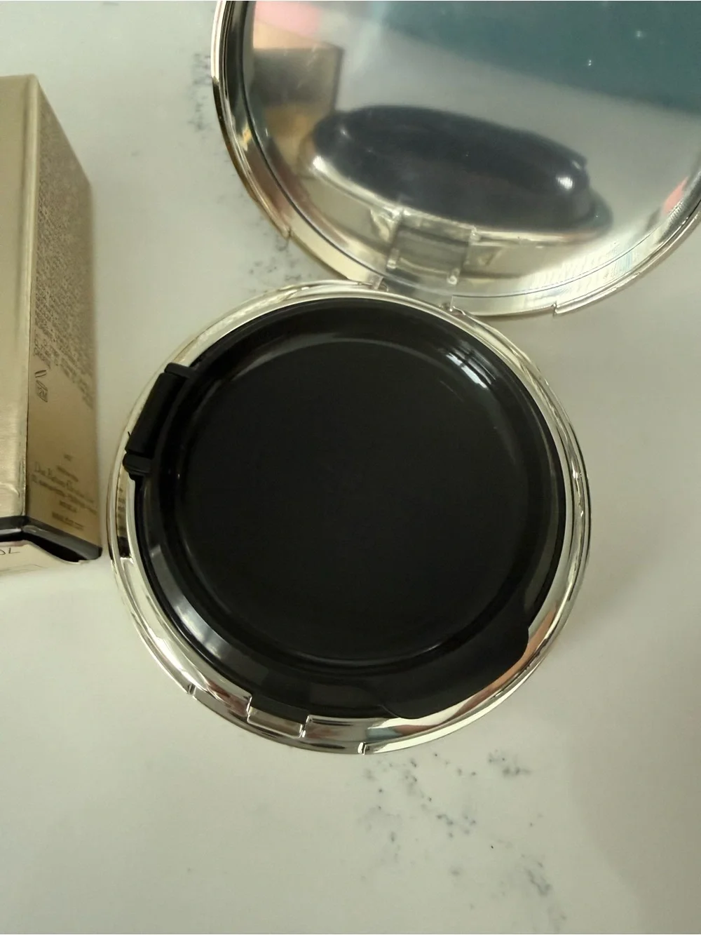 Dior nib ships